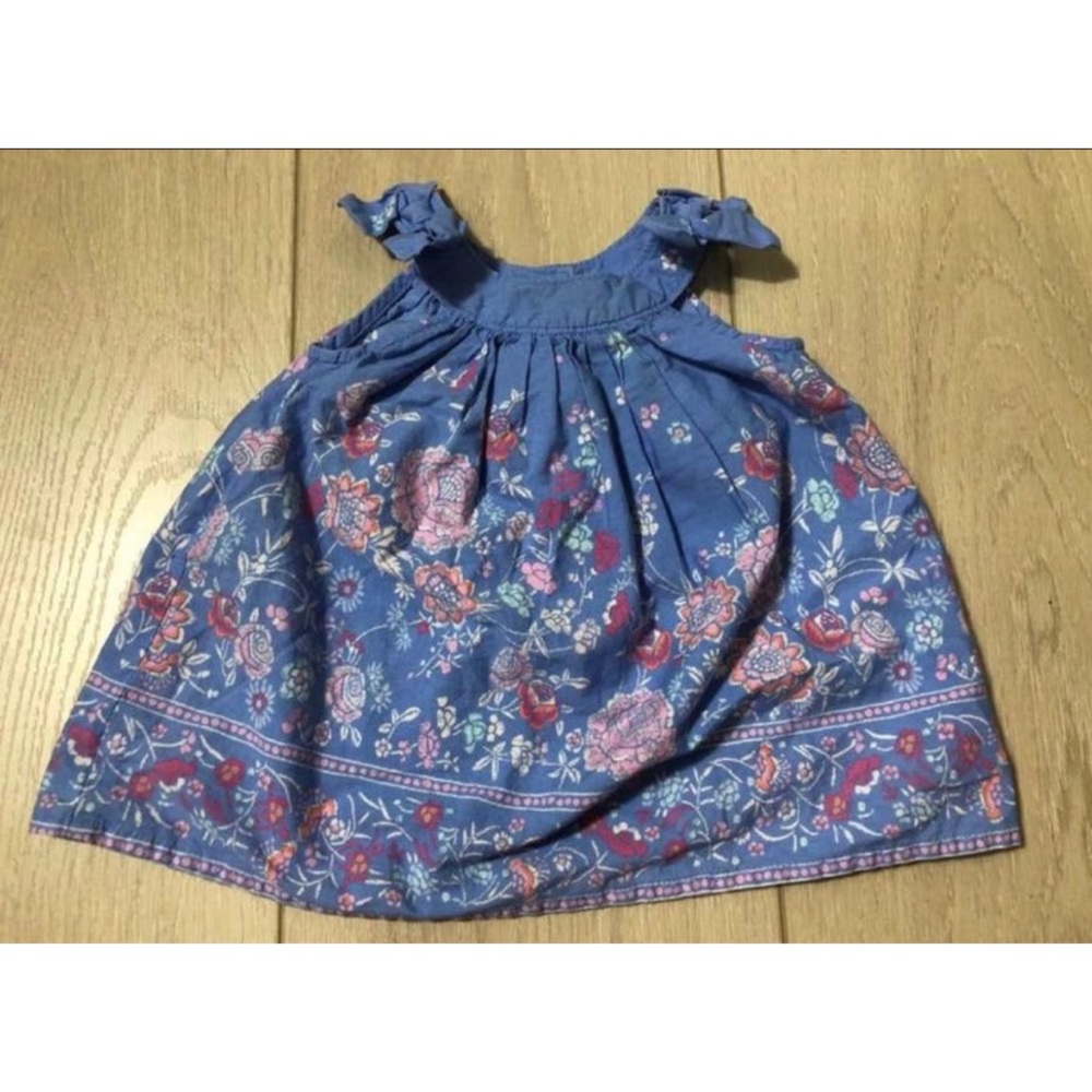 Baby girl dress with flowers
